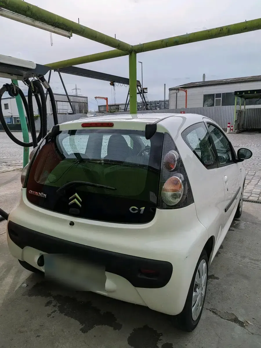 Gebraucht Citroën C1 68 PS (50 kW) 2012 Weiß Kleinwagen