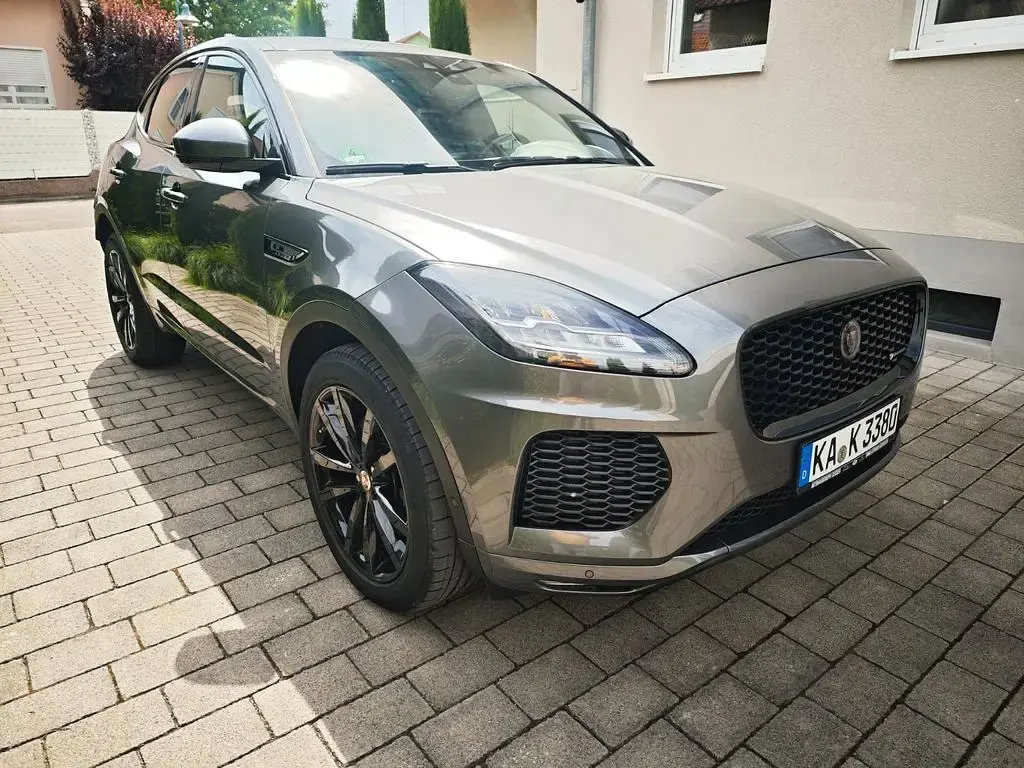 Gebraucht Jaguar E-Pace R-Dynamic 200 PS (147 kW) 2020 Grau SUV