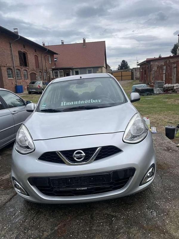 Silber Gebraucht 2015 Nissan Micra Acenta Kleinwagen | 4.000 € (Superpreis) - Bild 1/4