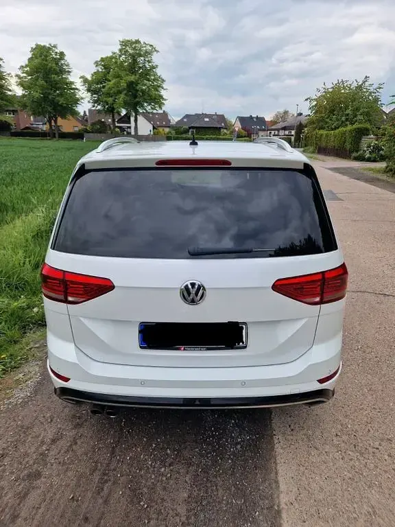 Usata VW Touran Highline 150 CV (110 kW) 2016 Bianco Monovolume