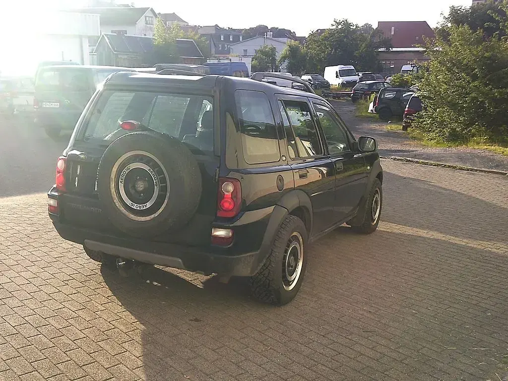 Gebraucht Land Rover Freelander S 111 PS (81 kW) 2005 Schwarz SUV