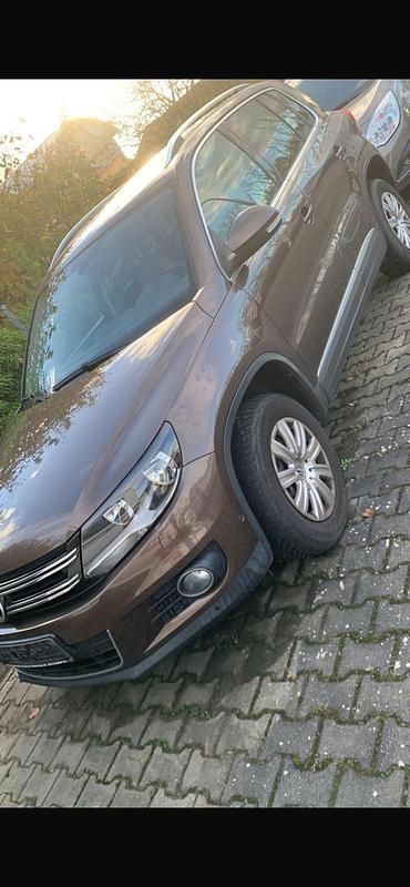 Gebraucht VW Tiguan 140 PS (102 kW) 2013 Braun SUV