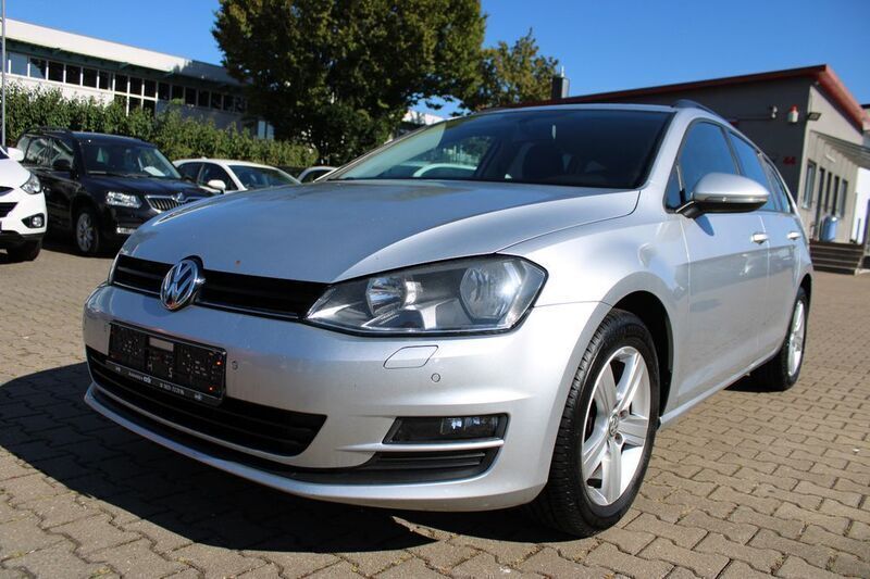 Silber Gebraucht 2014 VW Golf VII Kombi | 5.990 € (Guter Preis) - Bild 1/4