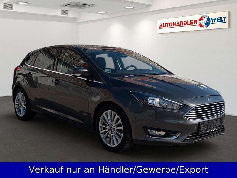 Gebraucht Ford Focus Titanium 150 PS (110 kW) 2015 Schwarz Limousine