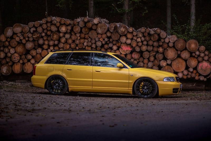 Gelb Gebraucht 1999 Audi S4 Kombi | 18.000 € (Fairer Preis) - Bild 1/4