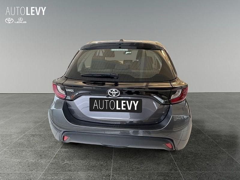 Gebraucht Toyota Yaris Comfort 72 PS (52 kW) 2022 Metallic Kleinwagen