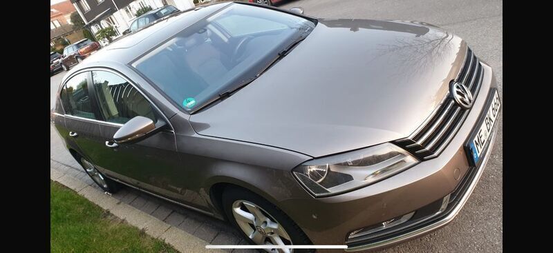 Beige Gebraucht 2011 VW Passat Comfortline Limousine | 6.999 € (Guter Preis) - Bild 1/4
