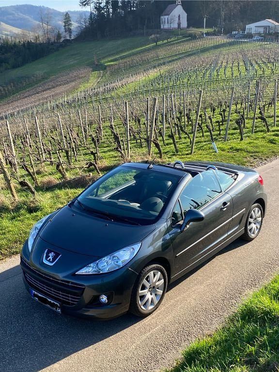 Gebraucht Peugeot 207 CC 120 PS (88 kW) 2013 Grau Cabrio