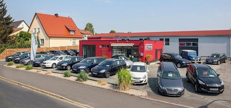 Schwarz Gebraucht 2012 Renault Clio III Limousine | 5.890 € (Teuer) - Bild 1/1