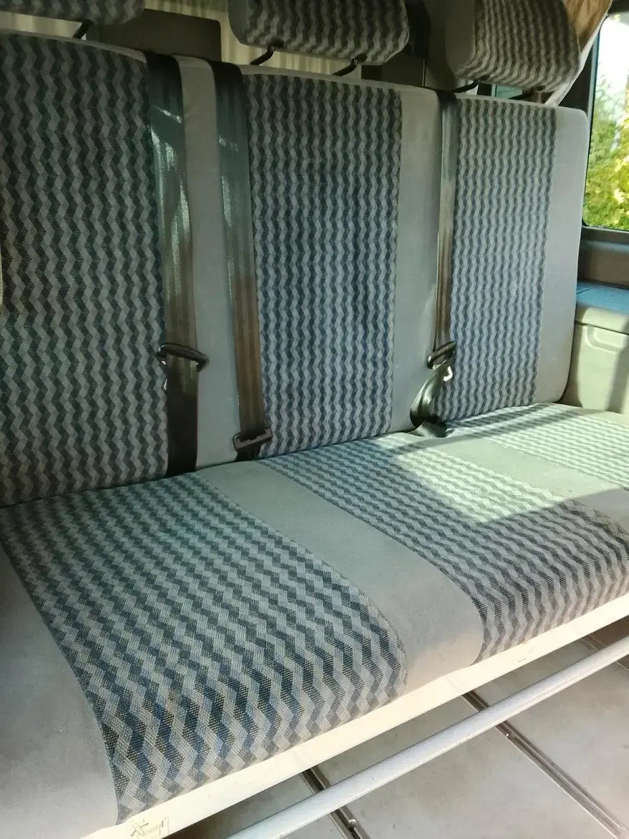Gebraucht Ford Transit Nugget 125 PS (91 kW) 2003 Silber Van / Kleinbus