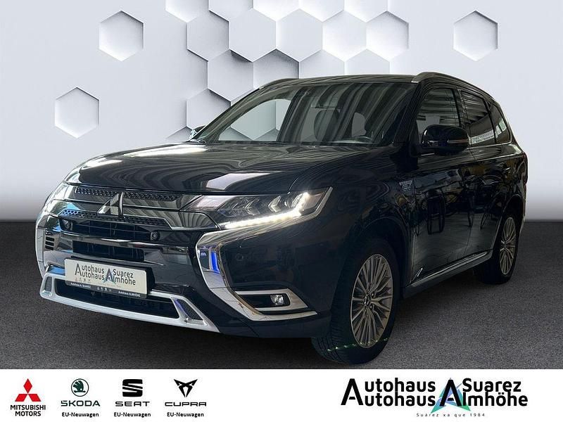 Schwarz Gebraucht 2021 Mitsubishi Outlander P-HEV Top SUV | 27.900 € (Fairer Preis) - Bild 1/4