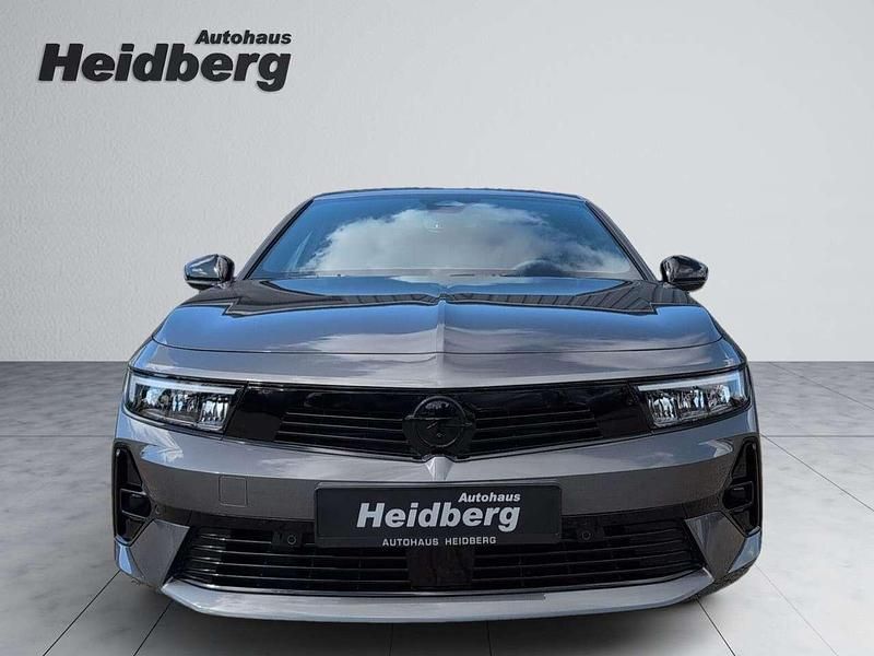 Gebraucht Opel Astra 131 PS (96 kW) 2025 Grau Limousine