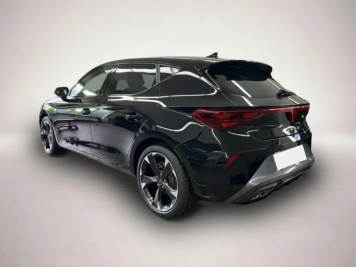 Neu Cupra Leon 150 PS (110 kW) 2026 Manufacturer Limousine