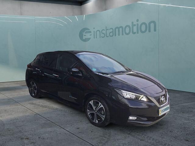 Schwarz Gebraucht 2020 Nissan Leaf Tekna Kleinwagen | 18.790 € (Teuer) - Bild 1/2