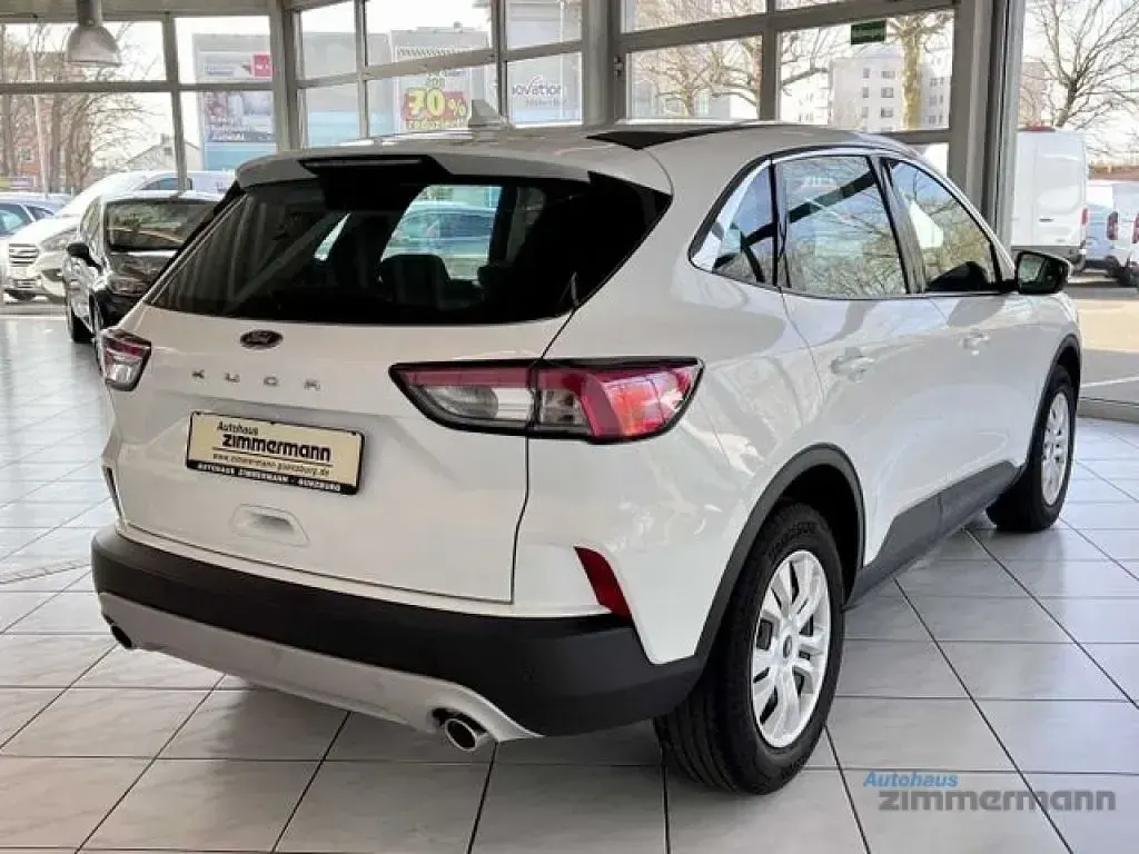 Gebraucht Ford Kuga Cool & Connect 120 PS (88 kW) 2021 Frostweiß SUV