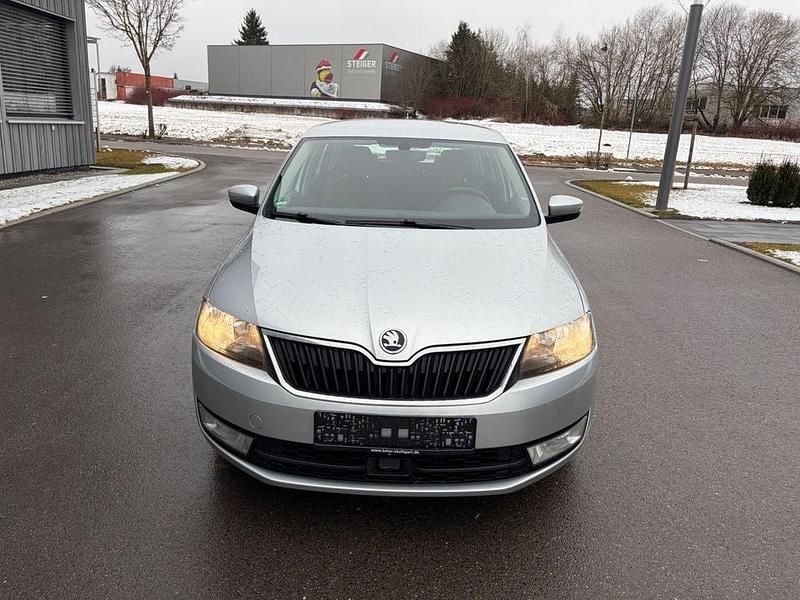 Gebraucht Skoda Rapid Ambition 90 PS (66 kW) 2016 Silber Limousine