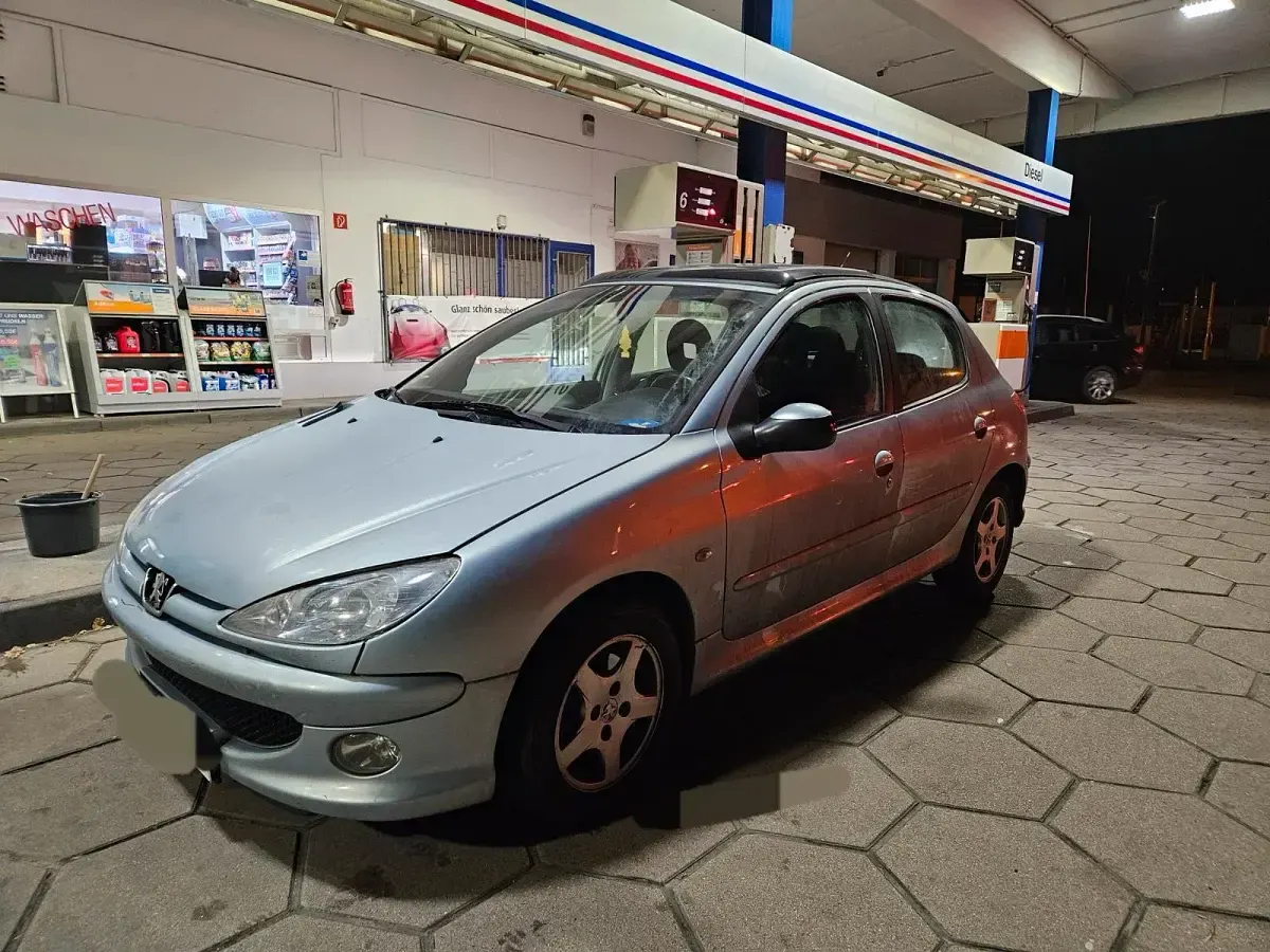 Gebraucht Peugeot 206 88 PS (64 kW) 2006 Grau Kleinwagen
