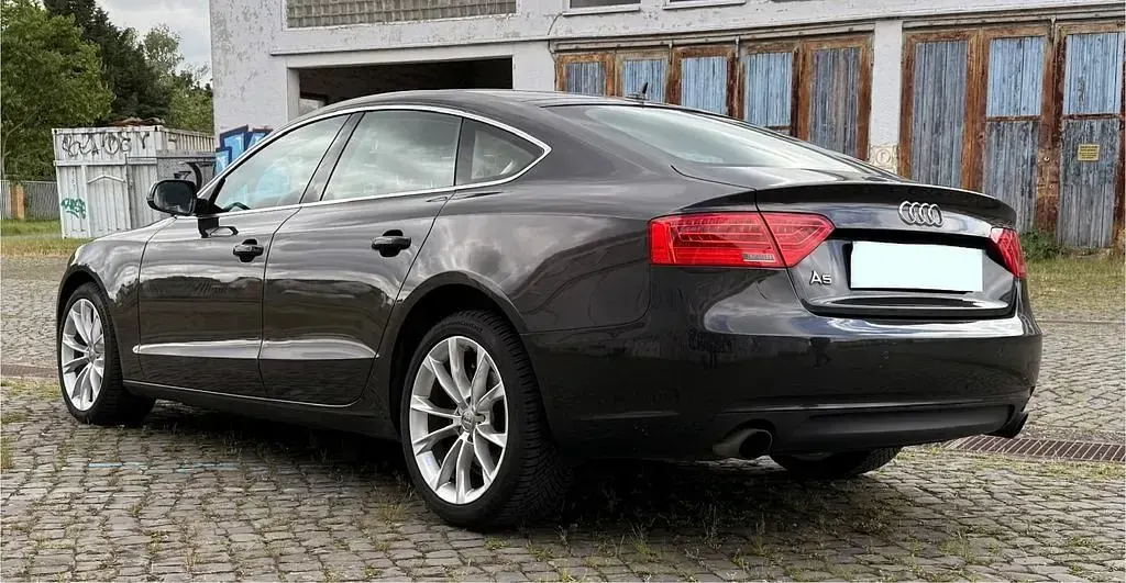 Gebraucht Audi A5 Sportback 144 PS (105 kW) 2015 Grau Kleinwagen