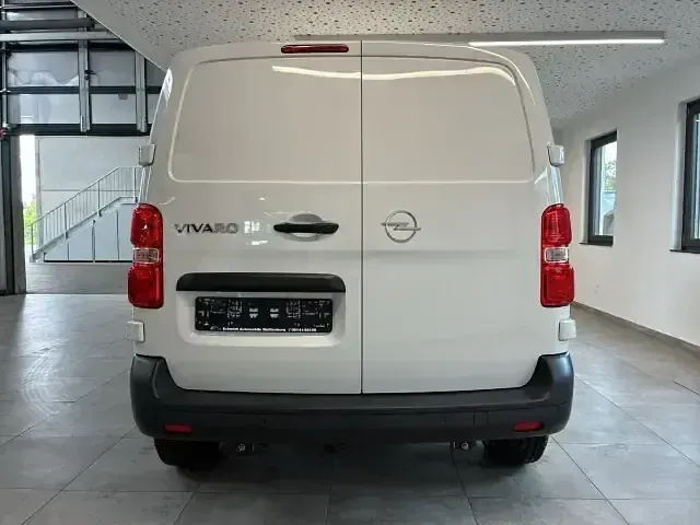 Neu Opel Vivaro-e Combi 144 PS (105 kW) 2026 Andere Van / Kleinbus