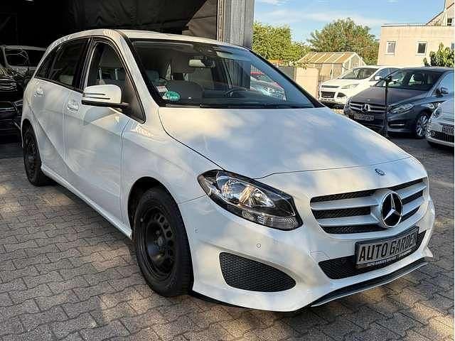 Gebraucht 2015 Mercedes B160 Van / Kleinbus | 11.490 € - Bild 1/4