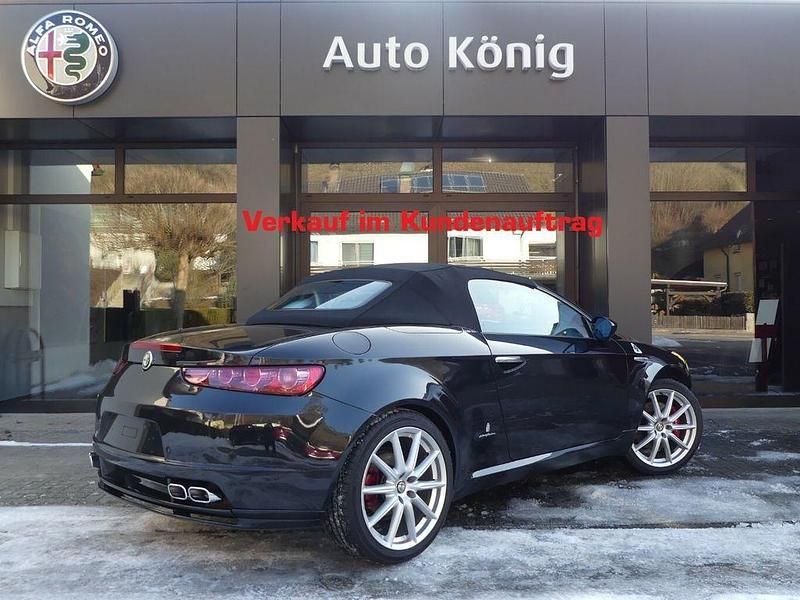 Gebraucht Alfa Romeo Spider 170 PS (125 kW) 2011 Schwarz Cabrio