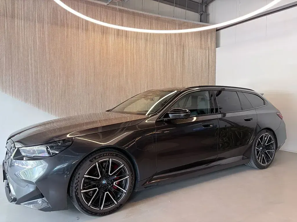 Gebraucht BMW M5 Performance 585 PS (430 kW) 2025 Grau Kombi