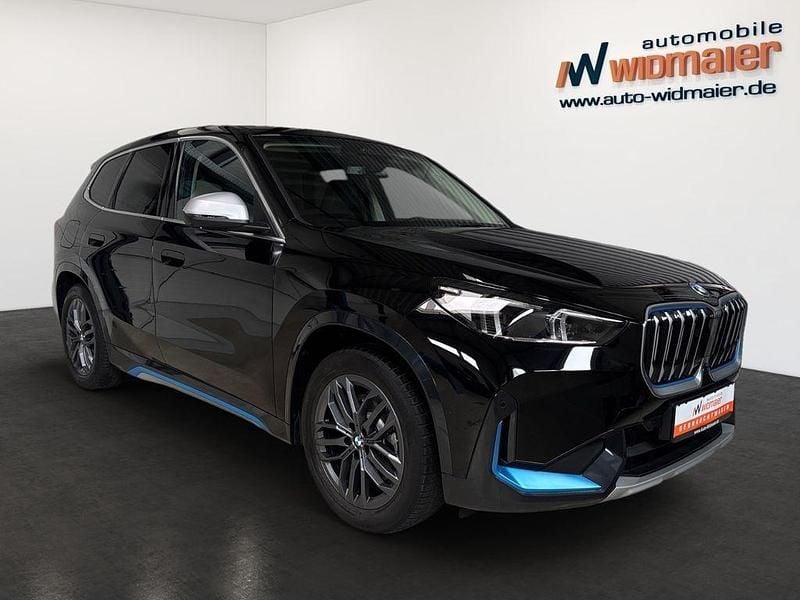 Gebraucht BMW iX1 xLine 230 kW (313 PS) 2024 Schwarz SUV