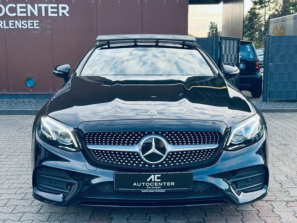 Gebraucht Mercedes E300 AMG line 245 PS (180 kW) 2018 Schwarz Cabrio