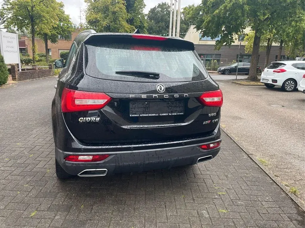 Gebraucht DFSK Fengon 145 PS (106 kW) 2023 Schwarz SUV