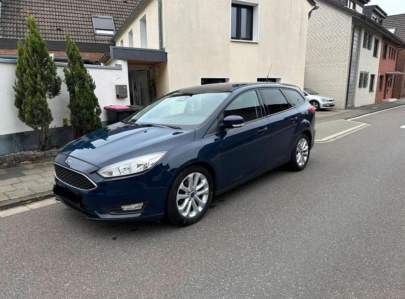 Gebraucht Ford Focus 120 PS (88 kW) 2016 Blau Kombi