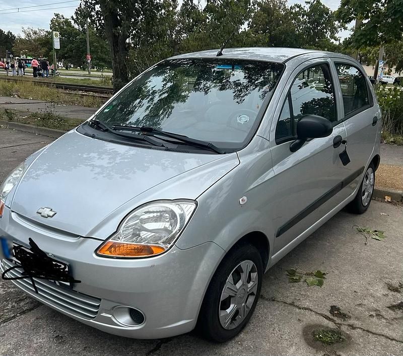 Gebraucht Chevrolet Matiz 69 PS (50 kW) 2009 Silber Kleinwagen
