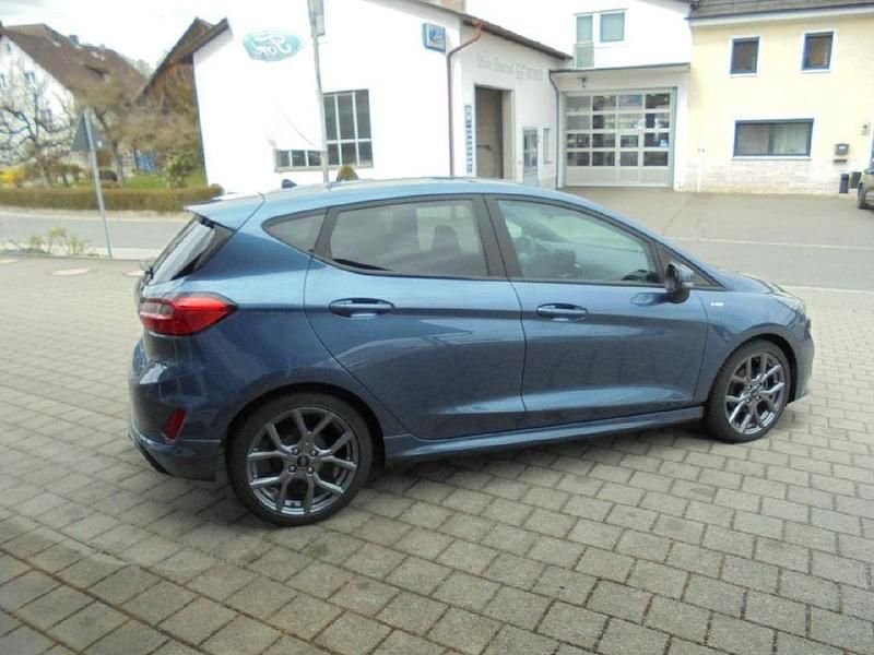 Gebraucht Ford Fiesta ST-Line 101 PS (74 kW) 2023 Blau Limousine