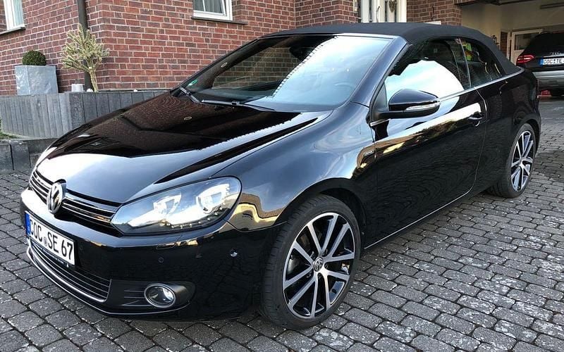 Gebraucht VW Golf Cabriolet LOUNGE 122 PS (89 kW) 2015 Schwarz Cabrio