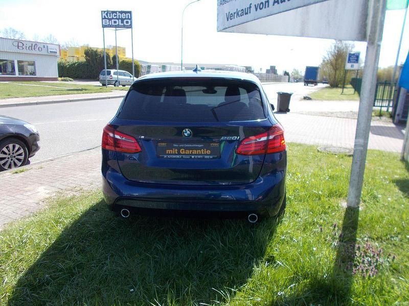Gebraucht BMW 220 Active Tourer Performance 192 PS (141 kW) 2016 Blau Van / Kleinbus