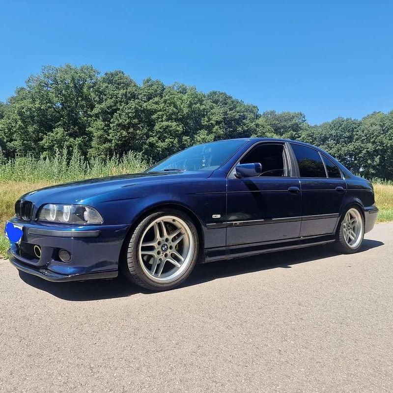 Gebraucht 2000 BMW 523 Limousine | 9.000 € - Bild 1/4