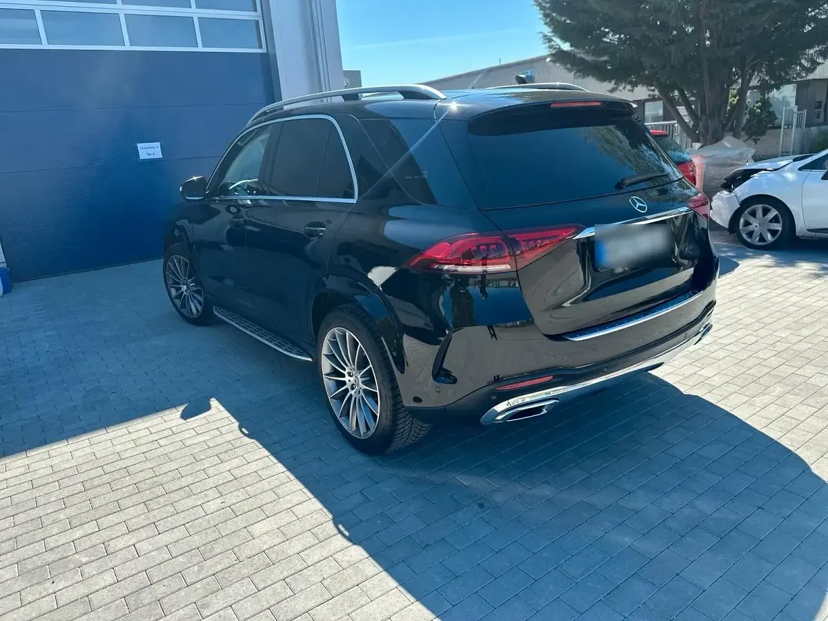 Gebraucht Mercedes GLE400 330 PS (242 kW) 2019 Schwarz SUV
