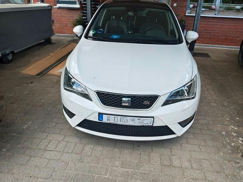 Weiß Gebraucht 2016 Seat Ibiza FR Kleinwagen | 8.650 € (Fairer Preis) - Bild 1/4