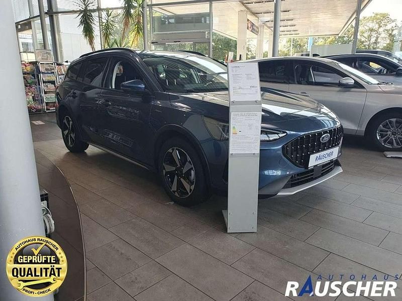 Gebraucht Ford Focus Active 116 PS (85 kW) 2025 Chrome blue metallic Kombi