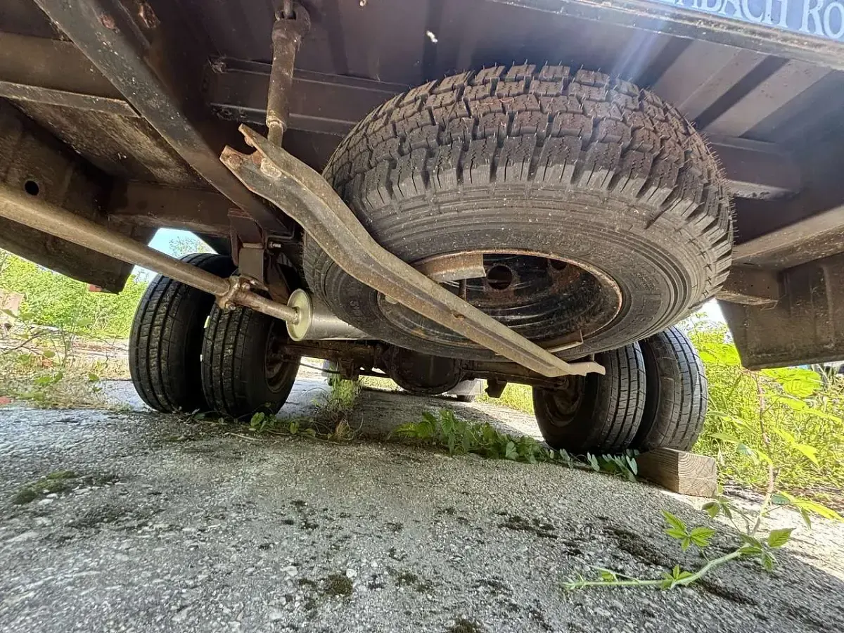 Gebraucht Ford Transit 65 PS (47 kW) 1977 Rot Van