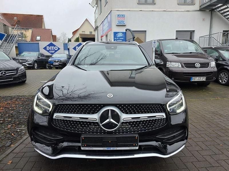 Gebraucht Mercedes GLC200 AMG 197 PS (144 kW) 2021 Schwarz SUV