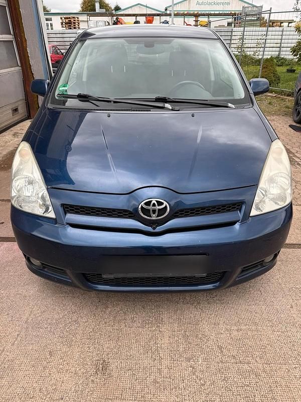 Blau Gebraucht 2006 Toyota Corolla Verso Van / Kleinbus | 1.800 € (Guter Preis) - Bild 1/4