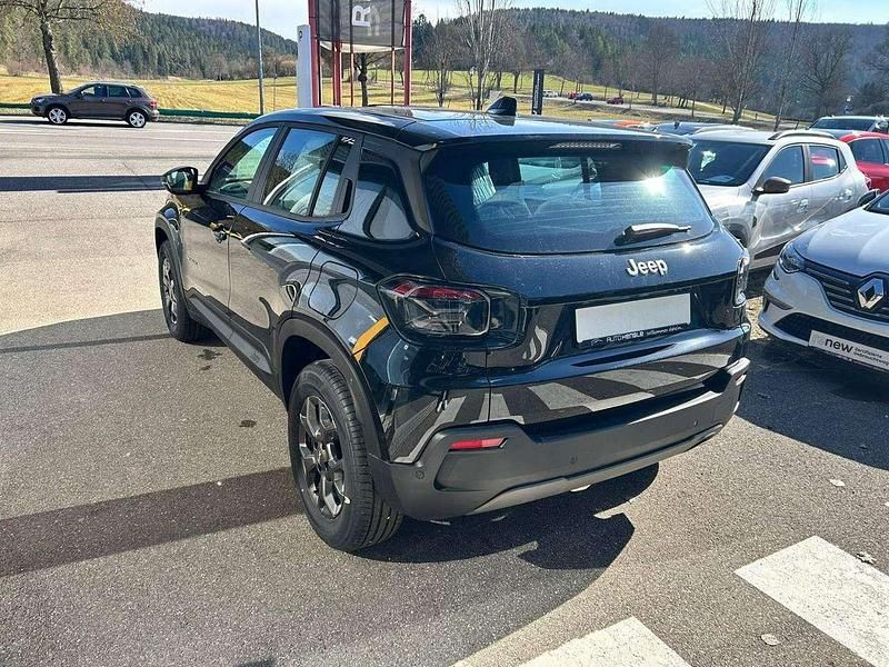 Neu Jeep Avenger Longitude 101 PS (74 kW) 2026 Solid black clear coat SUV