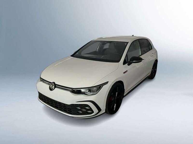 Pure white Gebraucht 2024 VW Golf VIII Style Limousine | 36.380 € (Etwas zu teuer) - Bild 1/4
