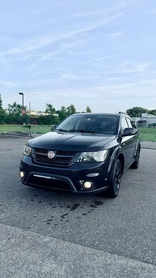 Gebraucht Fiat Freemont 170 PS (125 kW) 2015 Schwarz SUV