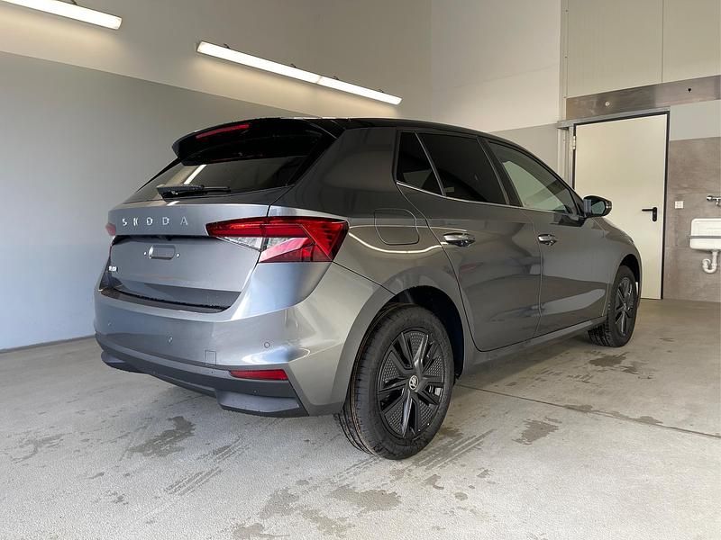 Neu Skoda Fabia Dynamic 116 PS (85 kW) 2025 [5x1z] graphit grau metallic / dach schwarz Limousine