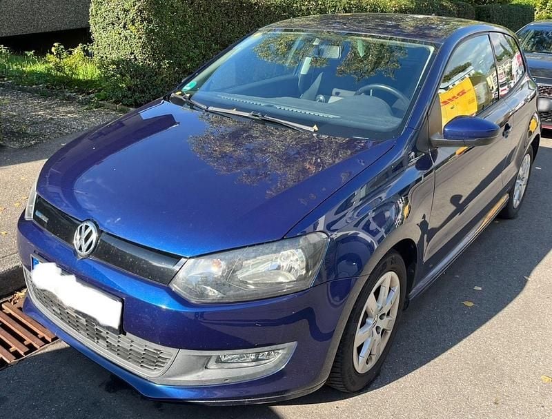 Second-hand VW Polo 75 CP (55 kW) 2010 Albastru Hatchback