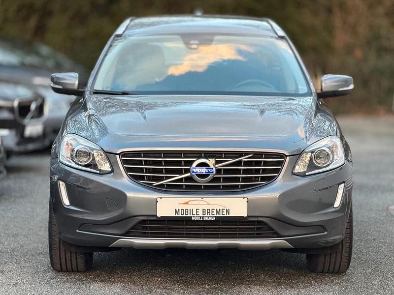 Gebraucht Volvo XC60 Summum 190 PS (139 kW) 2016 Grau SUV