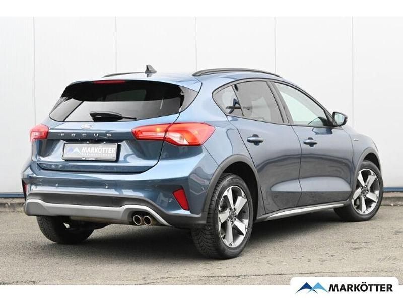 Gebraucht Ford Focus Active 125 PS (91 kW) 2022 Blau Kombi
