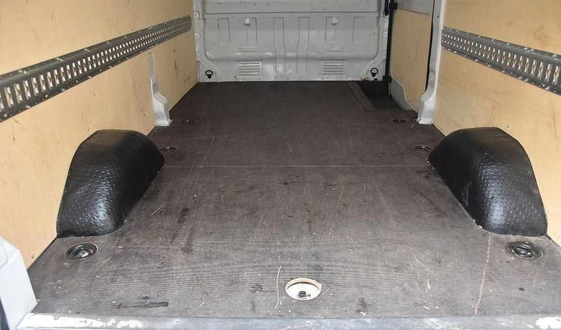 Gebraucht Maxus V90 148 PS (108 kW) 2022 Weiß Van