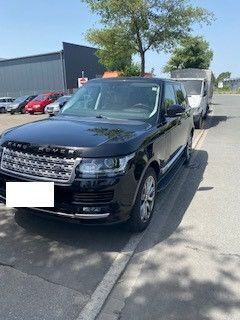 Schwarz metallic Gebraucht 2014 Land Rover Range Rover Vogue SUV | 45.550 € - Bild 1/4